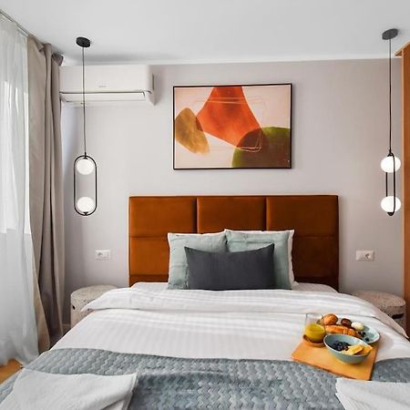 Mysa Modern Studio * Near Cismigiu Park * Netflix Bucharest Luaran gambar