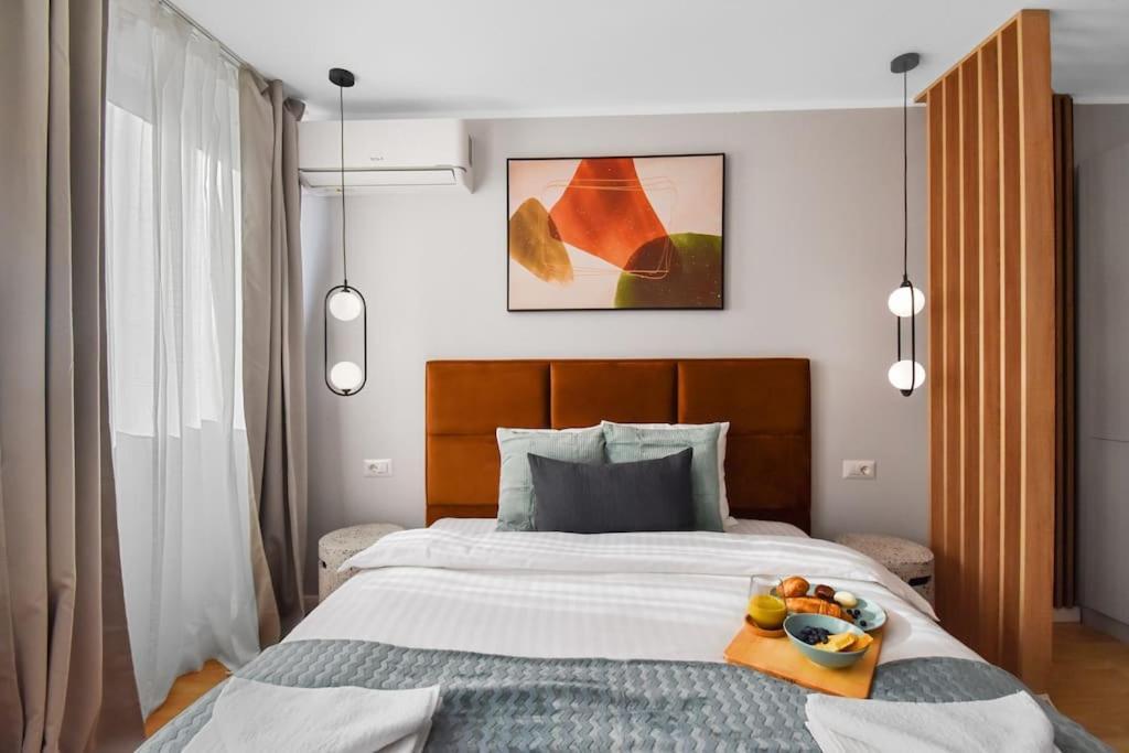 Mysa Modern Studio * Near Cismigiu Park * Netflix Bucharest Luaran gambar